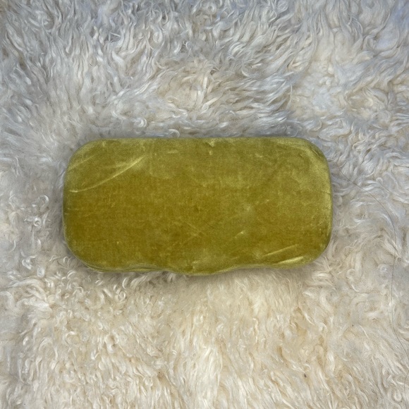 Authentic Gucci sunglasses - Picture 7 of 11